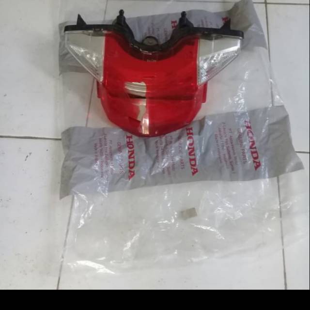 Stoplamp lampu belakang pcx cbu k35 led original