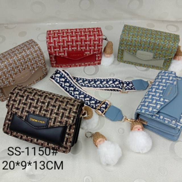 Tas fashion wanita import CK rajut anyam UK 20*13cm selempang free boneka bayi lucu