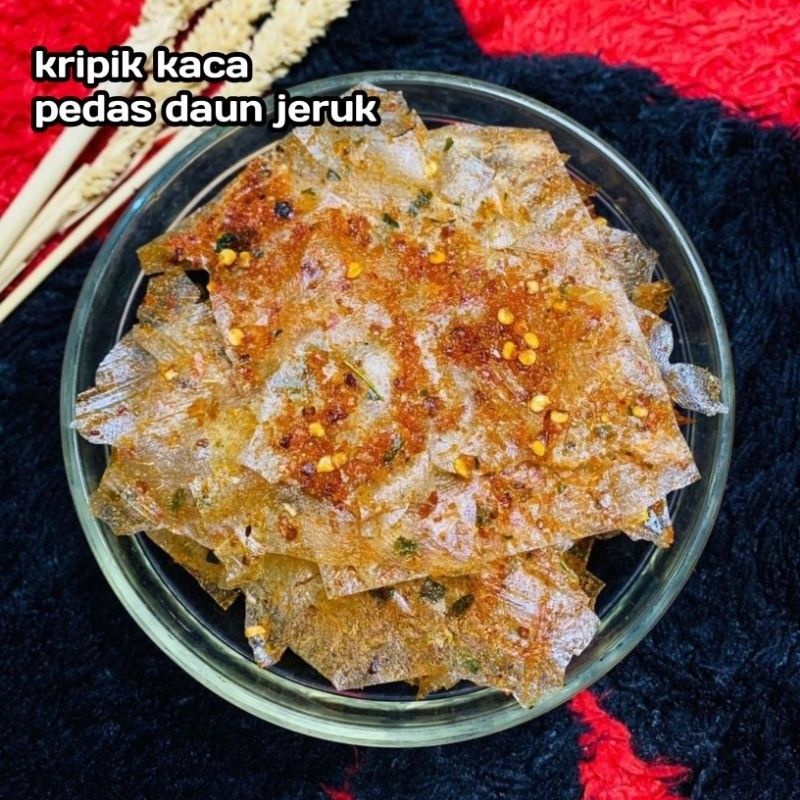 

Keripik kaca Pedas Gurih Daun jeruk 50 gram