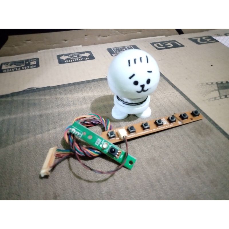 sensor Ir dan switch tv led coocaa 32e20w