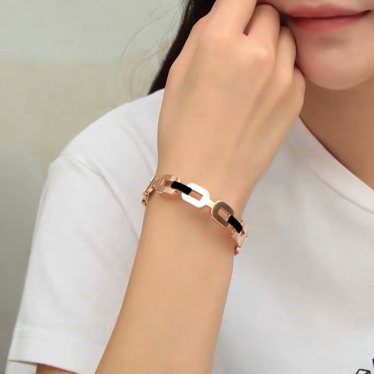 Gelang Tangan Rantai titanium steel Lapis rose gold 18K Anti Air hypoallergenic Gaya Korea Untuk Wanita