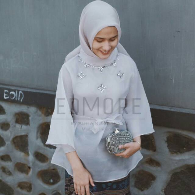 Mozza Blouse by Edmore