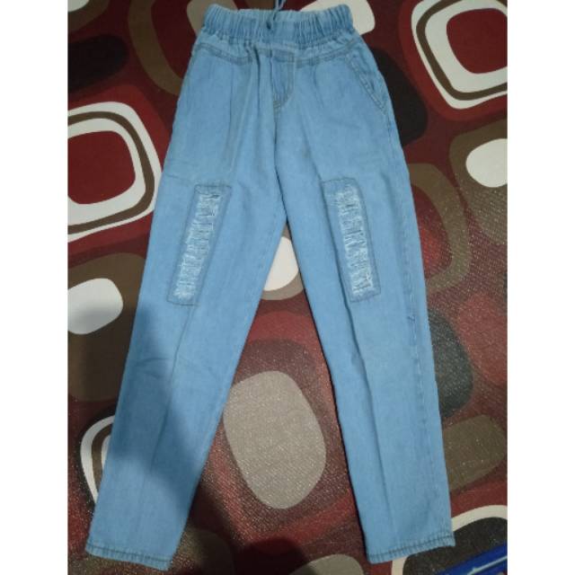 preloved ripped jeans