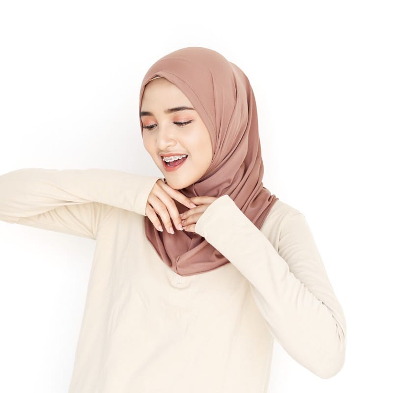 Zara Hijab Bergo Sport Jersey