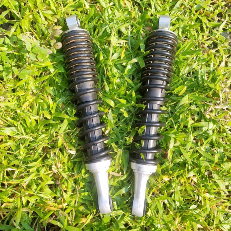 Shockbreaker Belakang Peredam Kejut Suspensi Belakang Honda Blade Revo Absolute Original AHM