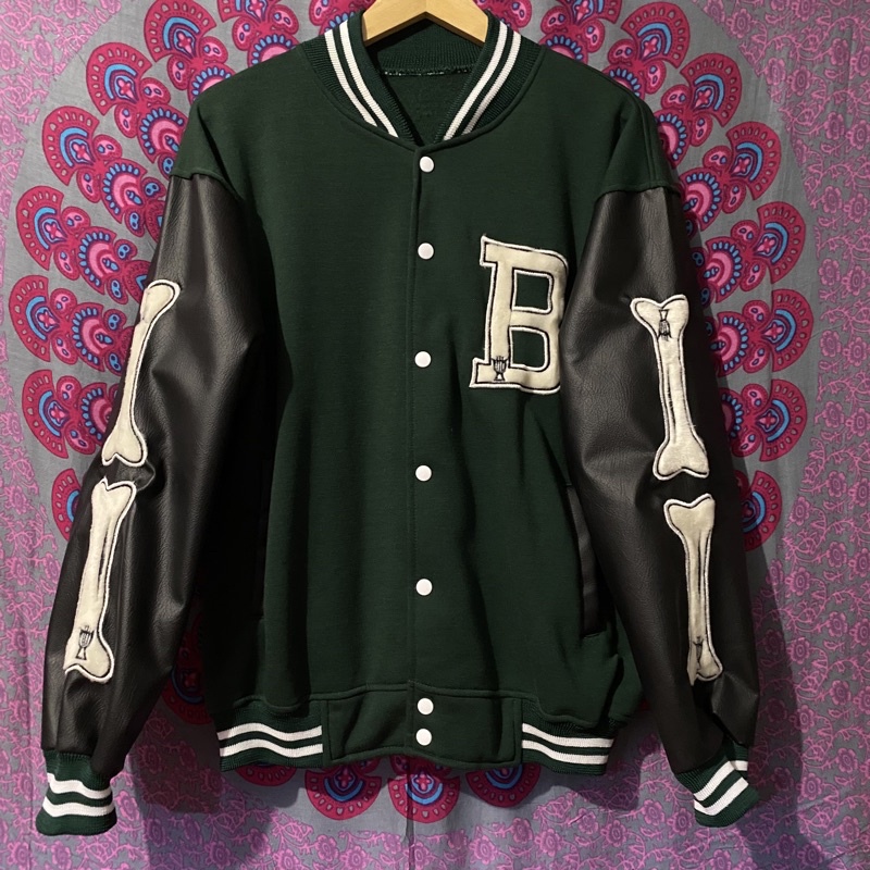 VARSITY SECOND PRELOVED NO BRAND