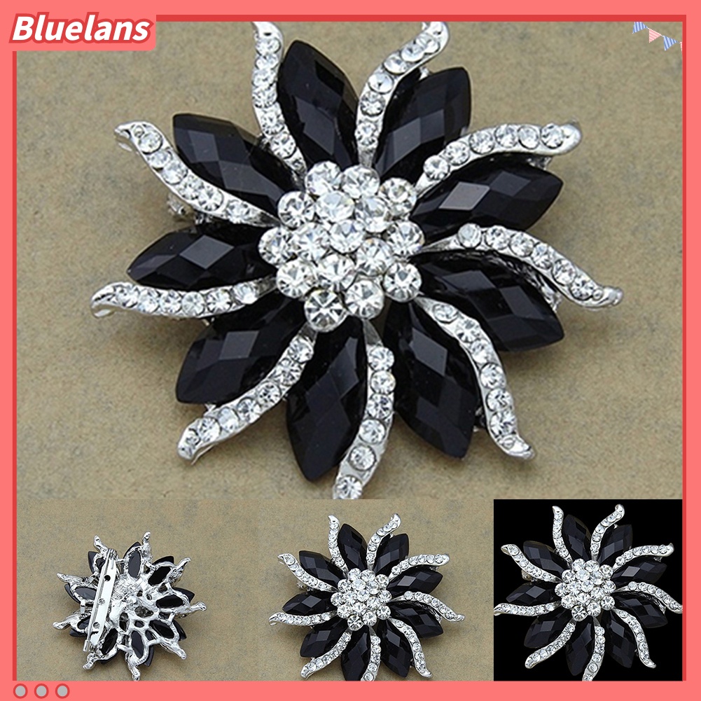 Bluelans Bros Pin Desain Bunga Mekar Aksen Kristal Berlian Imitasi Warna Hitam Untuk Wanita
