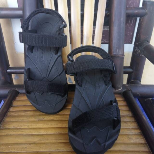 Sandal gunung suzuran edge black
