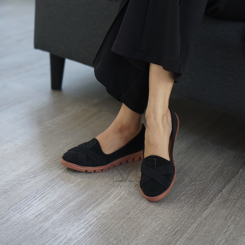 Mym2m Sepatu Wanita Slip On Casual Terlaris Lacruzia