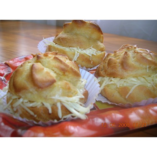 

Kue Soes / Sus / Choux Pastry / Susen Original Vla Keju Gondrong Halal