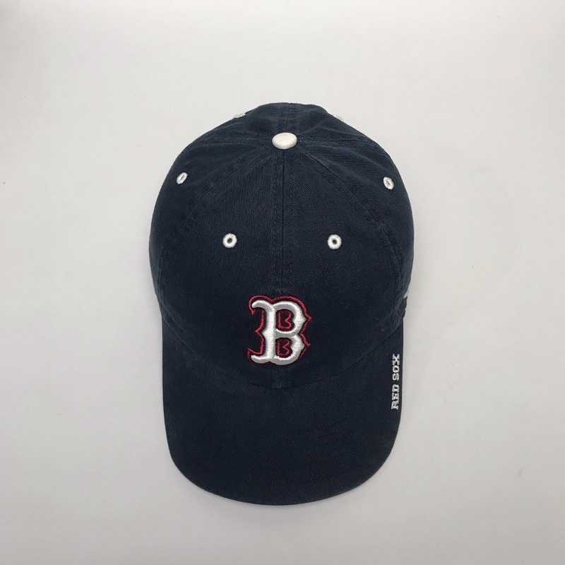 Topi MLB Boston second