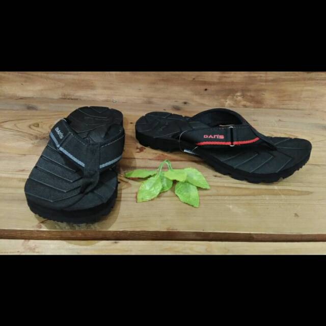 Sandal pria dans davka black/grey