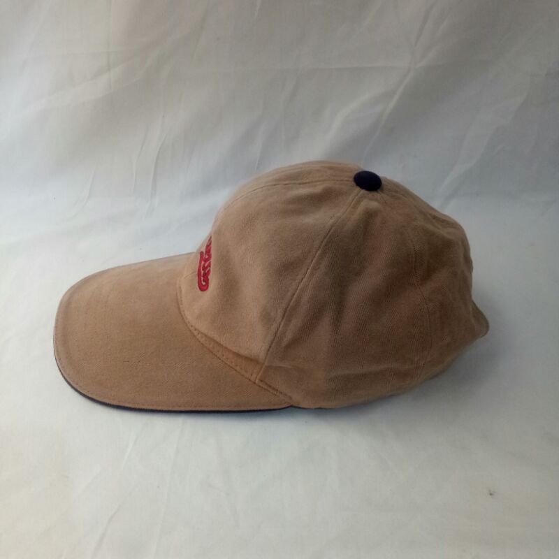 TOPI UCLA SECOND BERKUALITAS