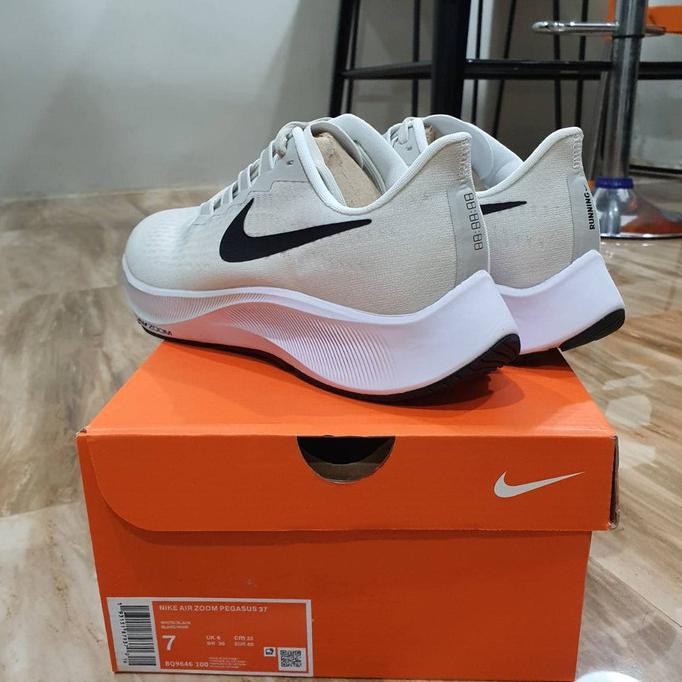 NEW SALE SEPATU NIKE AIR ZOOM PEGASUS 37 WHITE BLACK PREMIUM QUALITY