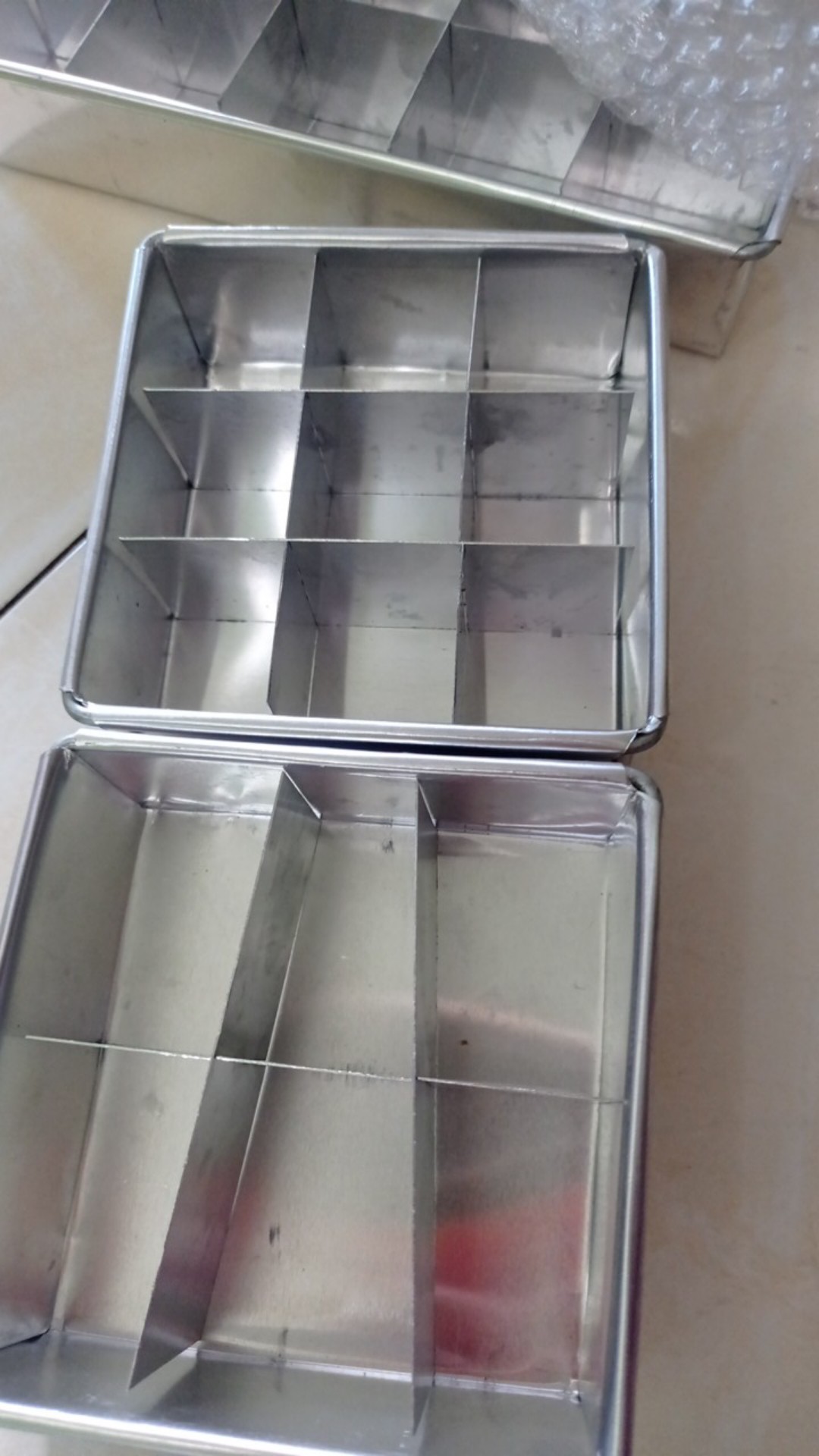 Loyang Brownies Sekat 10x10x4/loyang Roti Unyil/ Loyang Sekat Mini