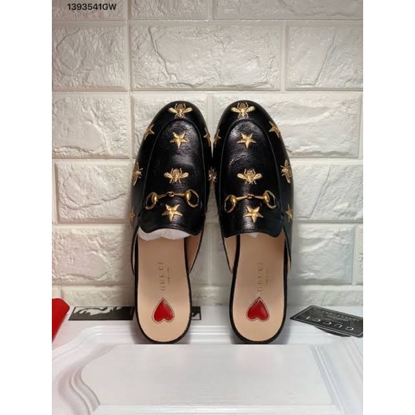 Slip on wanita Gucci Cuccl Bee Mules (35-40)