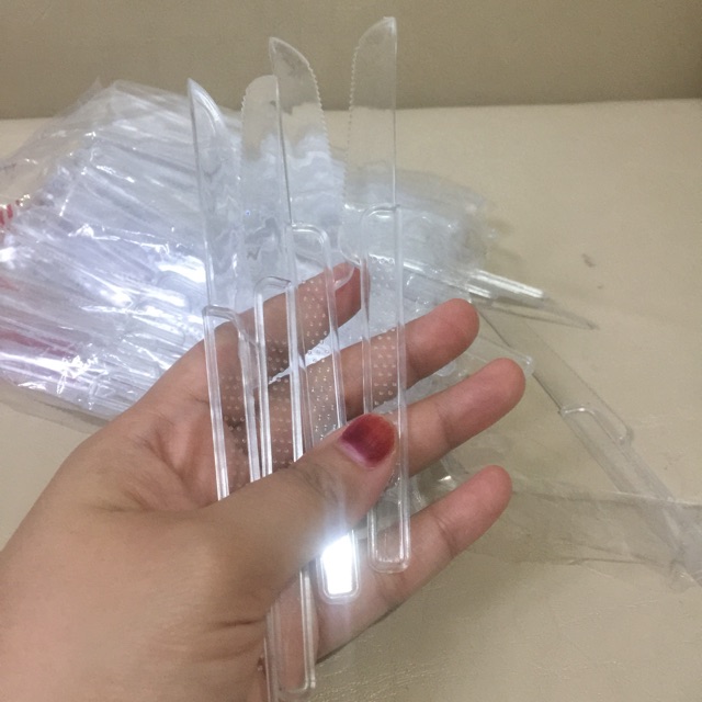 

PISAU PLASTIK BOLU BUAT DI DUS KUE