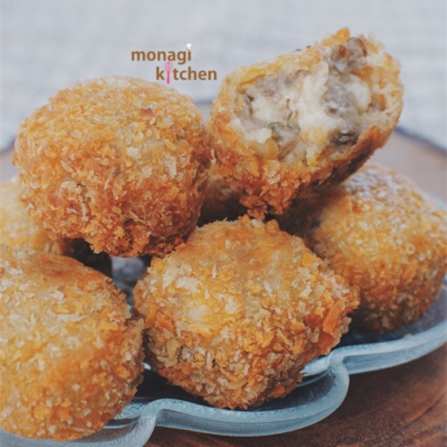 

BITTERBALLEN Beef/Daging Sapi isi 12 - Snack Belanda FROZEN