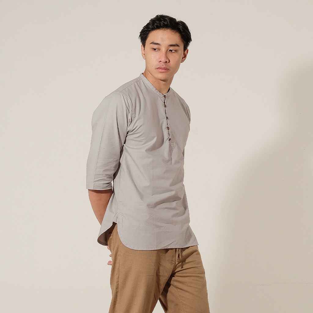 Cambra Grey by KAUM ADAM - Kemeja koko modern bahan premium lengan pendek warna abu-abu