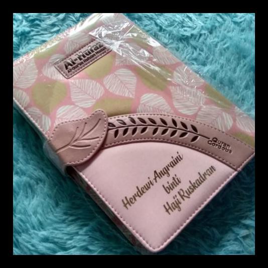 Buku Religi/Buku Spiritual Al Quran Custom Nama Al Quran Wanita Alquran Hafalan Al Quran Terjemah