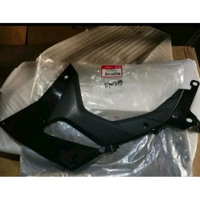 Inner R Shroud sayap kanan hitam Crf 150 ORI original