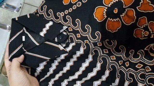 Kemeja Batik Pria Lengan Panjang Gemek