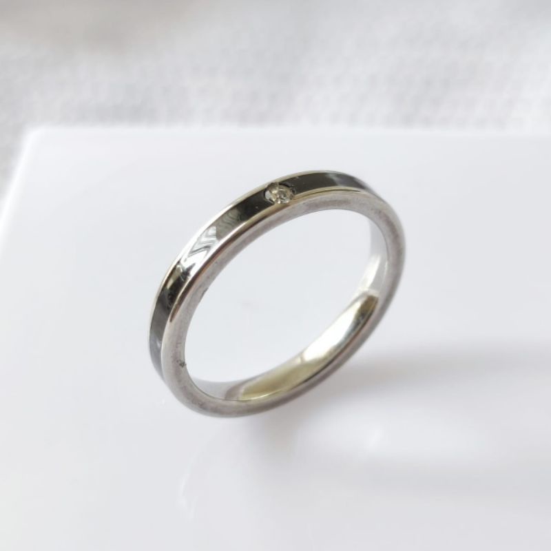 Cincin Kombinasi Permata Titanium Gold Silver