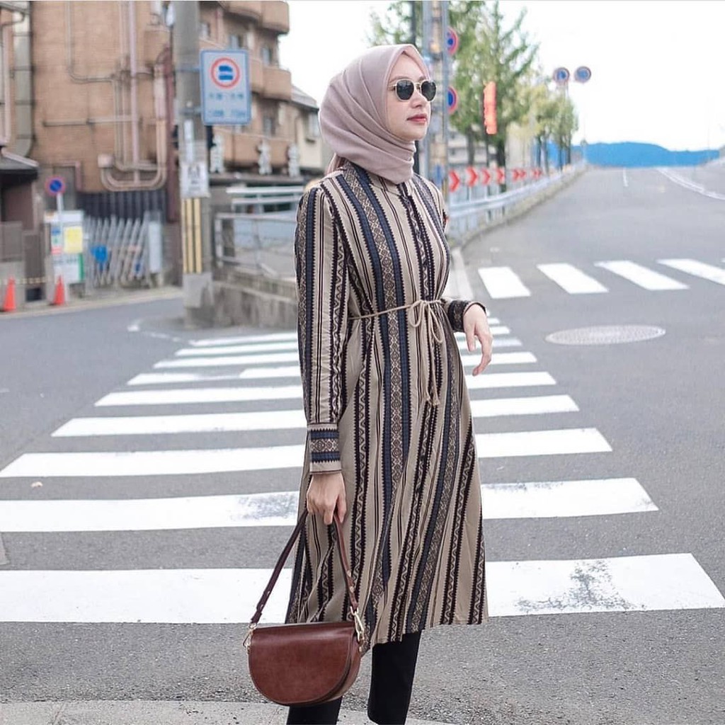 Tunik Terbaru Kekinian Motif Garis Katun Rayon - Tunik Adora