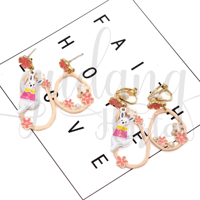 Aanting Stud Jepit Rabbit Sakura Earrings Kelinci Bunga GH 203446