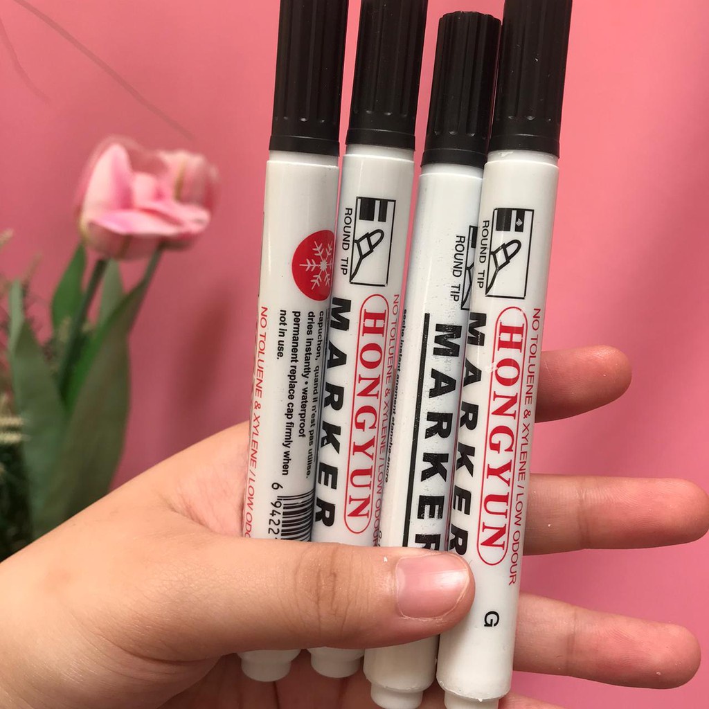 

1 LUSIN 12 SPIDOL PAPAN TULIS MARKER PERMANEN MERK HONGYUN KUALITAS PREMIUM TERBAIK HARGA MURAH READY COD