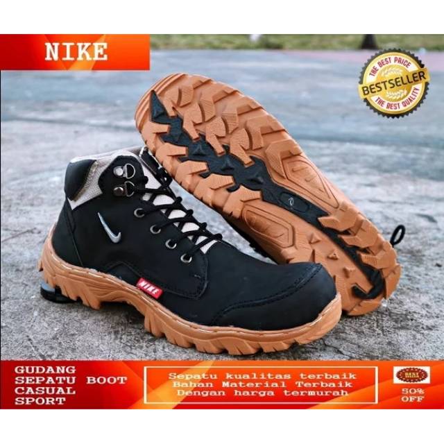 Sepatu boot Nike kunka