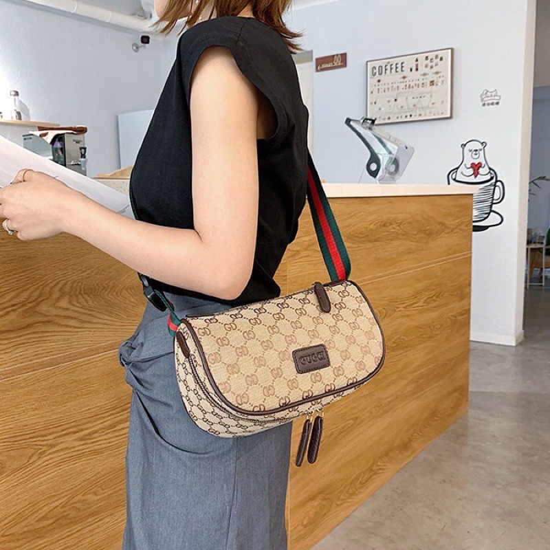 Gucci Waist Bag Import