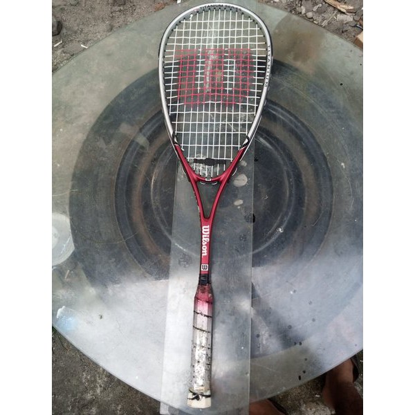 Raket Tenis Wilson Titanium Series