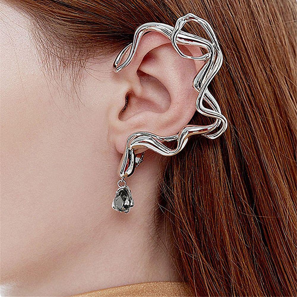 Mxbeauty Anting Klip Bentuk Geometri Asimetris Y2K Bahan Alloy Warna Polos Untuk Wanita