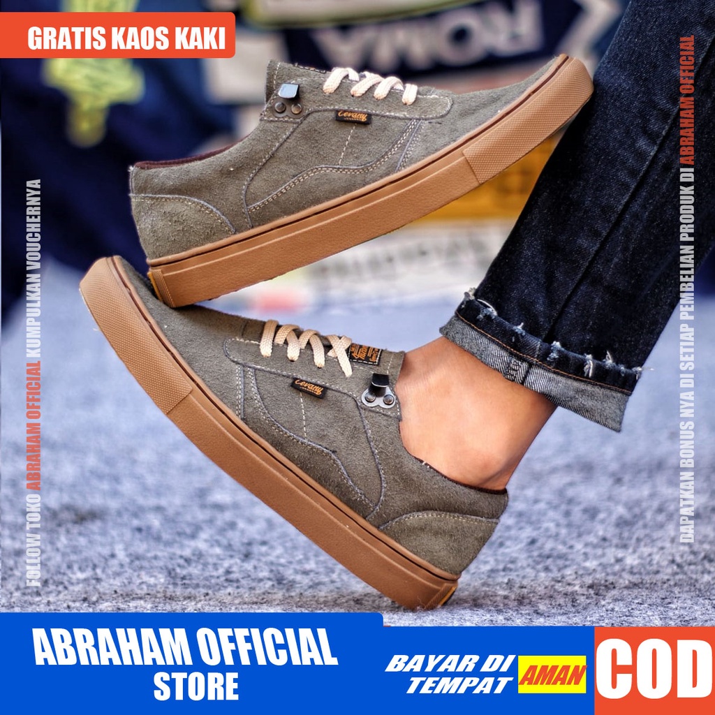 ABRAHAM Sepatu Casual Sneakers Kulit Hitam Kerja Pria