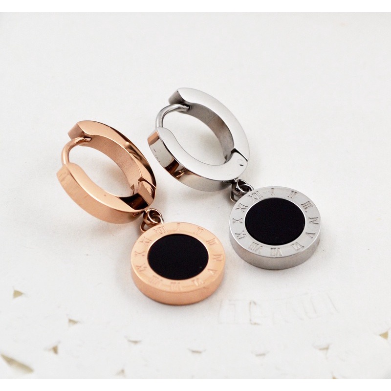 Anting Titanium Rose Gold Asli Wanita Fashion Anti Karat Murah AA003 Motif Bulat romawi hitam