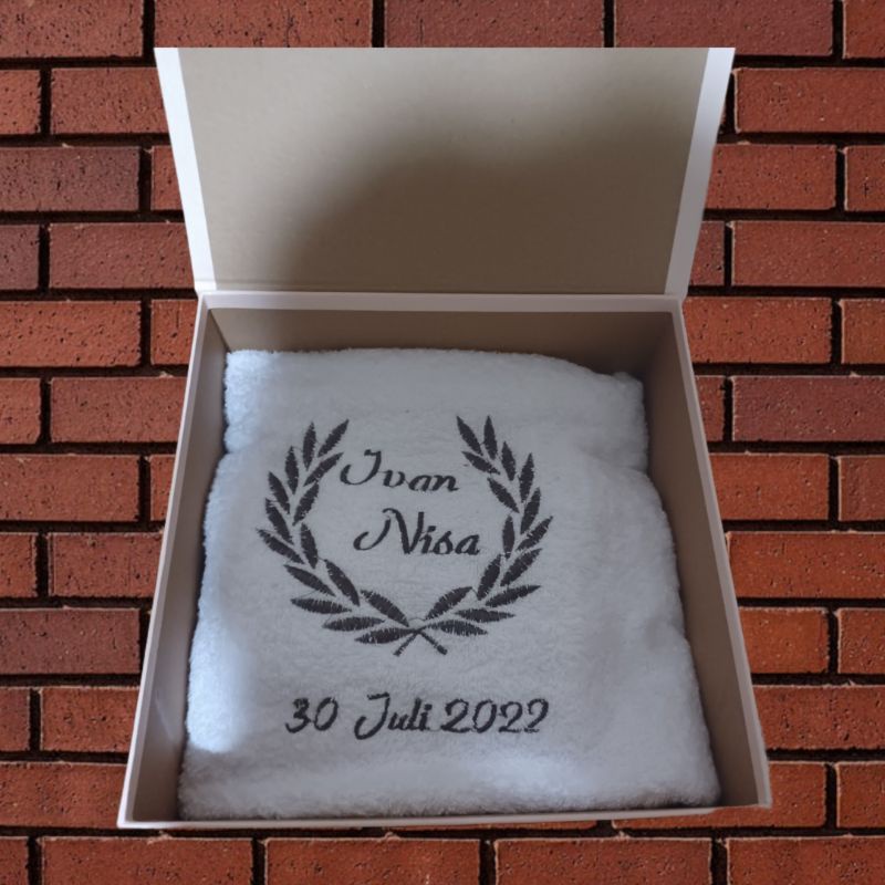 Handuk Bordir Wedding couple