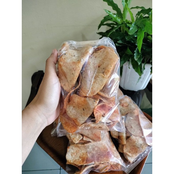 

basreng crispy pedas 1000 gram (1kg) - kerupuk basreng ikan pedas - kerupuk baso ikan goreng pedas