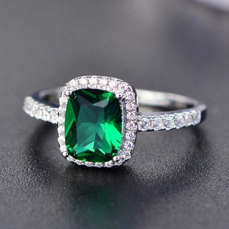 Cincin dengan Batu Sapphire Alami untuk Wanita