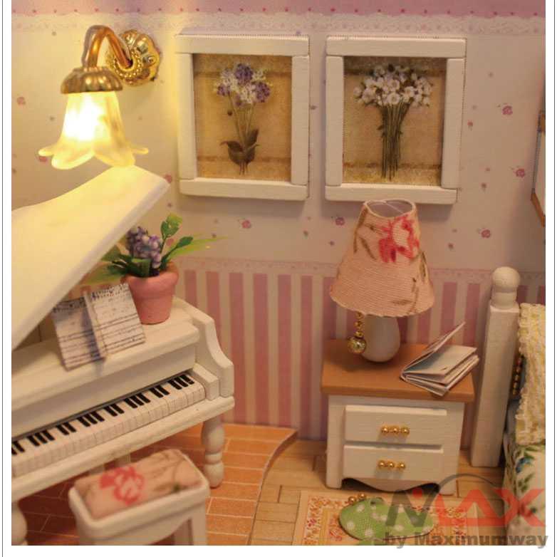 Merakit Rumah boneka bisa untuk pajangan cantik, Sylvanian Cute Room Miniatur Rumah Boneka 3D DIY 1:24 Cover - M026 Doub K Furniture Toy miniature bedroom Wood DIY Dolls House Pretend Play toys for girls kids Household dollhouse