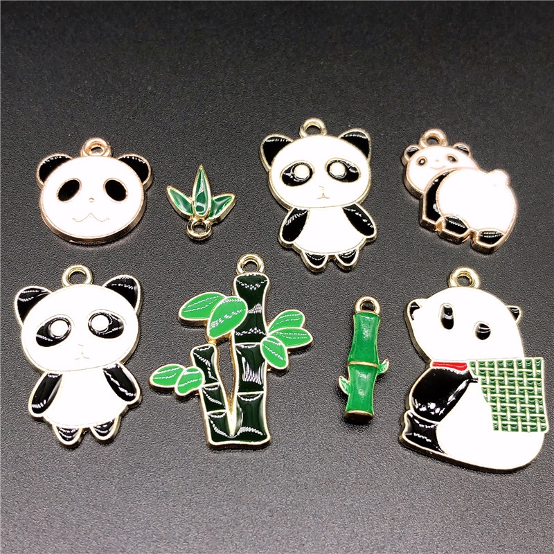 4pcs Liontin Bentuk Panda Bambu Warna Emas Bahan Alloy Untuk Membuat Perhiasan Anting