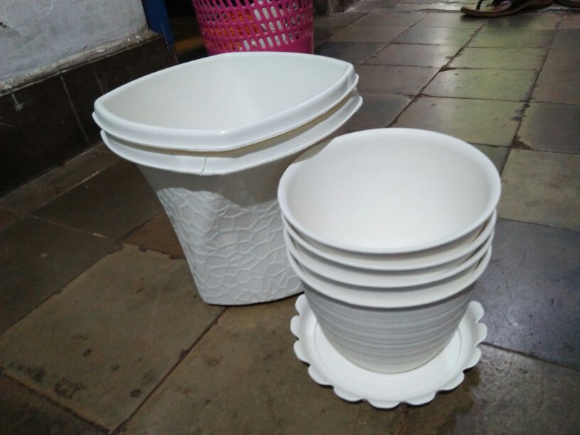 Tatakan Pot Bunga Kembang Tawon No 20