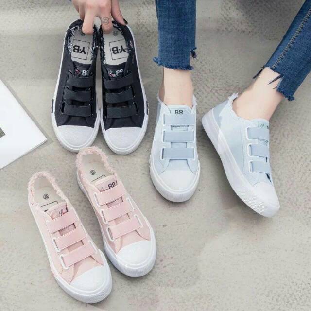 [PENGIRIMAN DARI JKT] - SN189 SEPATU SNEAKER TANPA TALI FASHION IMPORT WANITA