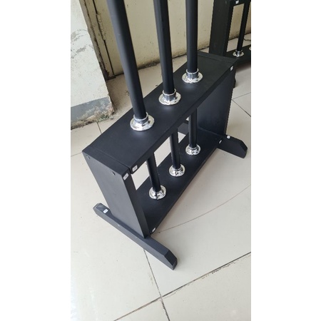 Tiang bendera pataka 3 lubang