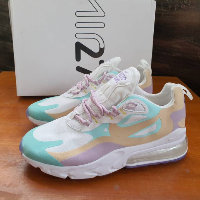 nike react 270 black womens