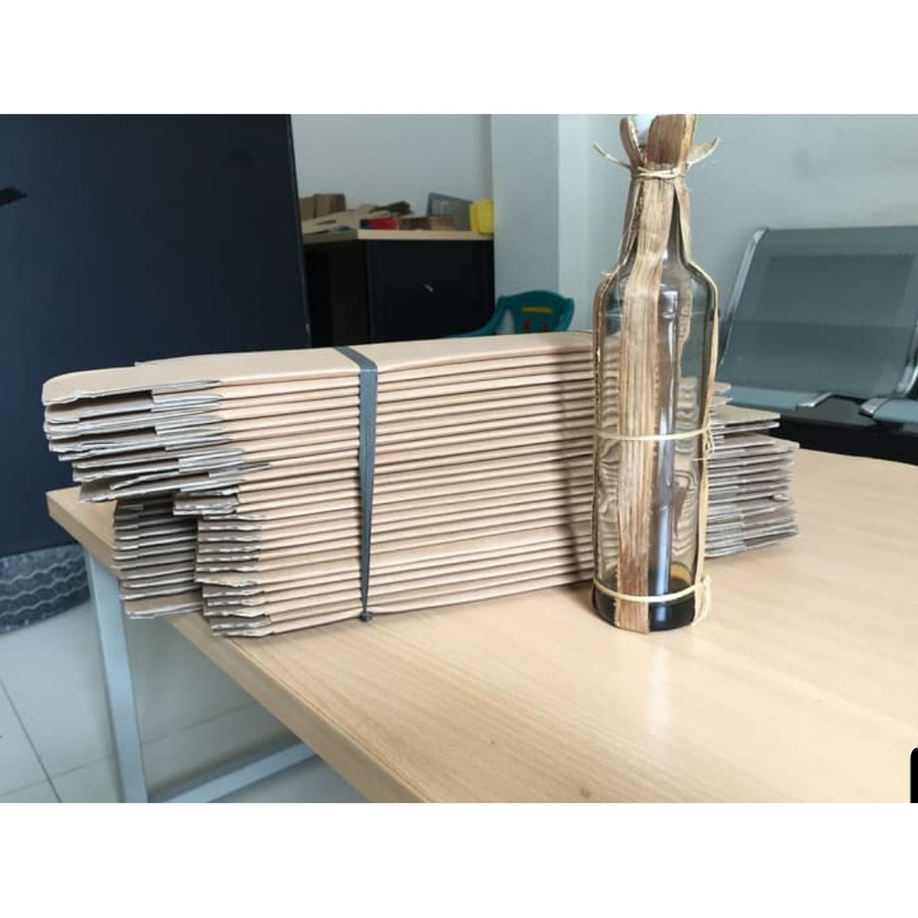 

kardus / box packing botol / payung / aksesoris 6,5 x 6,5 x 29 cm