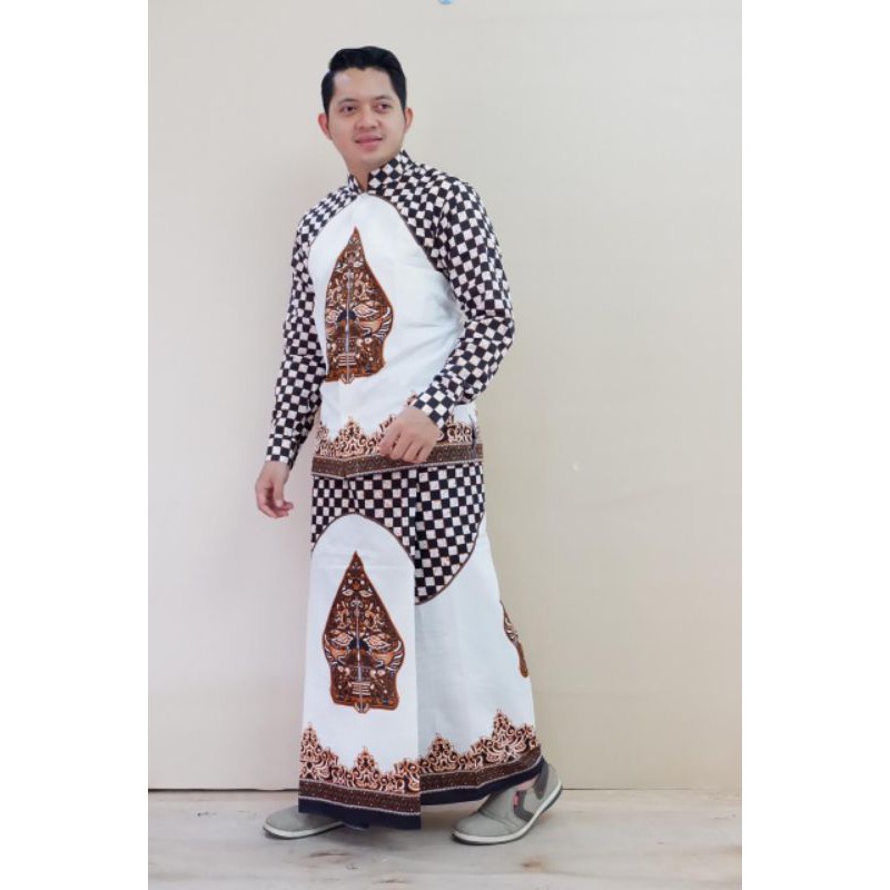 koko sarung batik solosetelan celanasarung batik solosetelan celanasarung batik solo setelan sarcel 