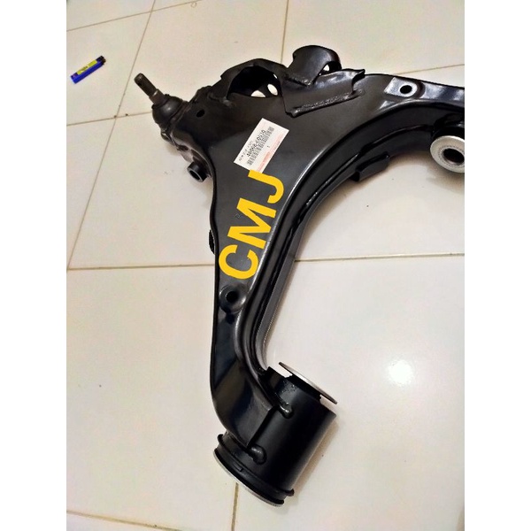 Suspension Parts Control Arm TOYOTA LANDCRUISER VX200 RH ORIGINAL/LOWER ARM RH LANDCRUISER CX200