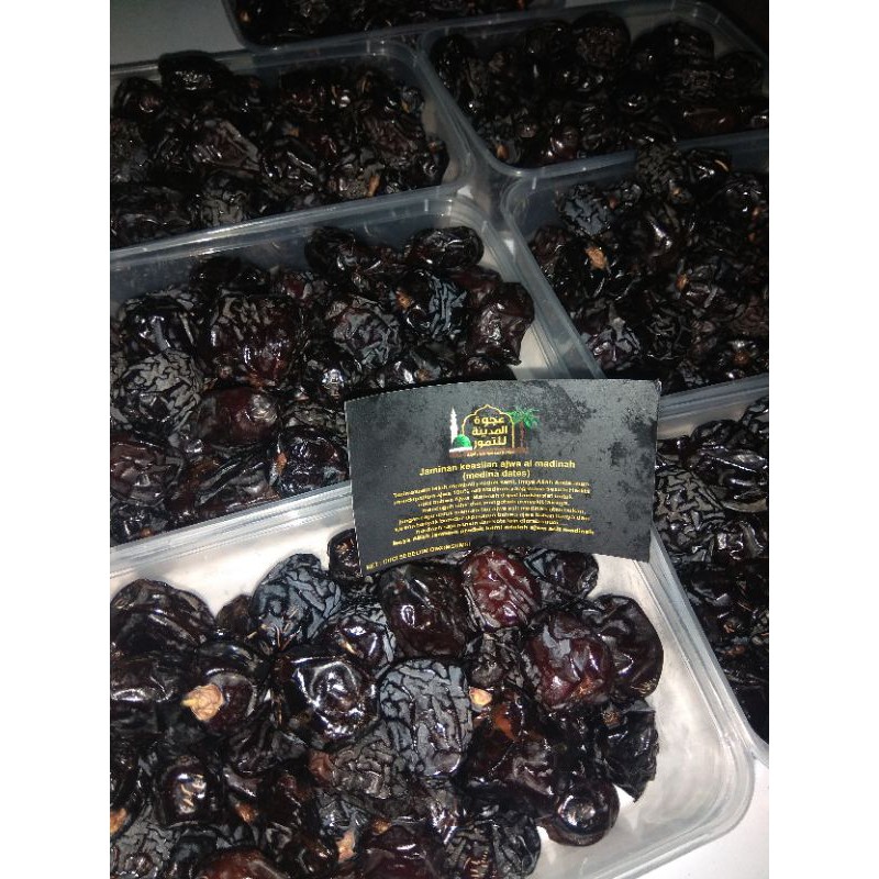 

Kurma ajwa premium
