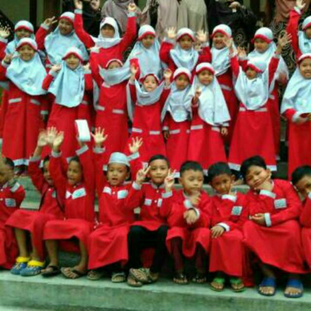 Seragam Sekolah /TPQ